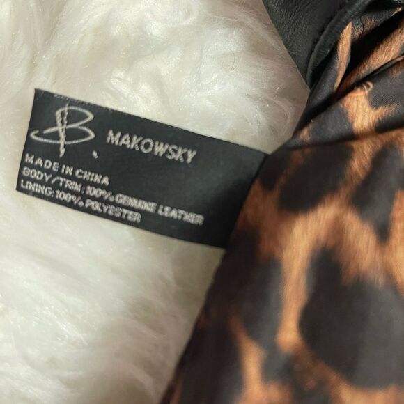 B Makowsky Hobo leather Black shoulder/ crossbody bag silver tone studs accents - Picture 10 of 13